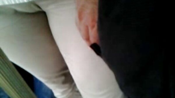 Atemberaubende Dreharbeiten von Rubi Knox in einer heißen Oralsex-Szene mit Cameron Foster besten pornos der welt