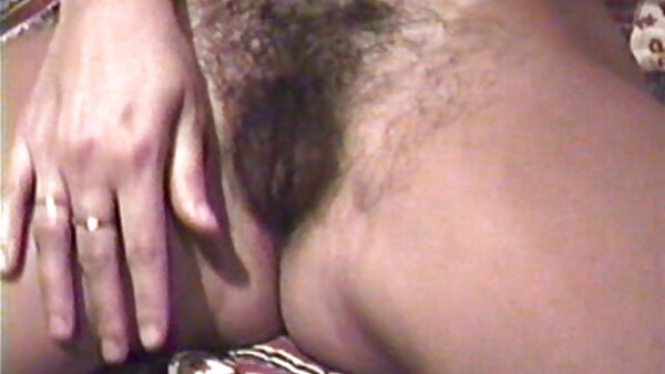 Chubby Cami Smalls pornofilme alte weiber wird hart von hinten gehämmert