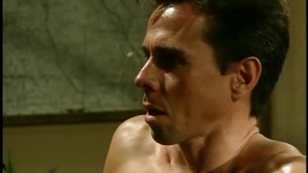 Die blonde Schlampe Ida Moss bekommt sexfilme im alter ihr Arschloch hart gebohrt