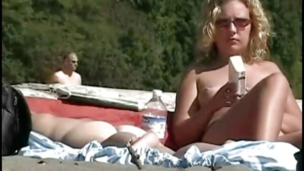 Die blonde Schlampe Christie Stevens reitet geile pornos den Schwanz wild