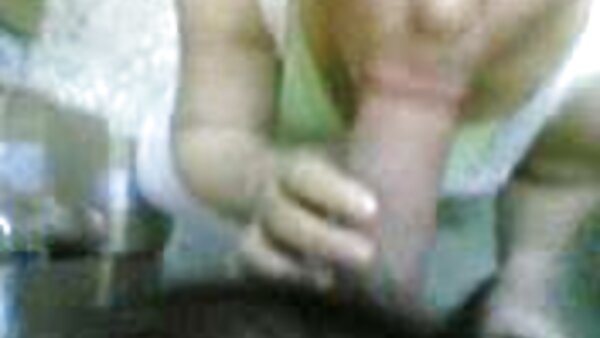 Die kostenlose mature sexfilme verführerische japanische Mutter Yukari gibt einen Kopf